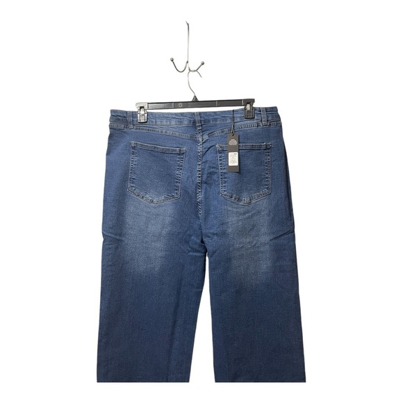 Fashion Nova Simply Basic Stretch Straight Medium Wash Jeans sz 22 NWT - Picture 7 of 7